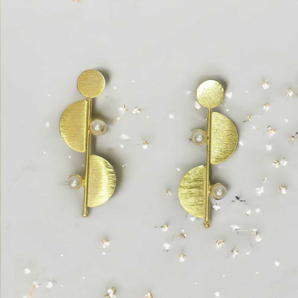 Elegant gold-tone matte finish fashion light weight earring for casual, office and party wear