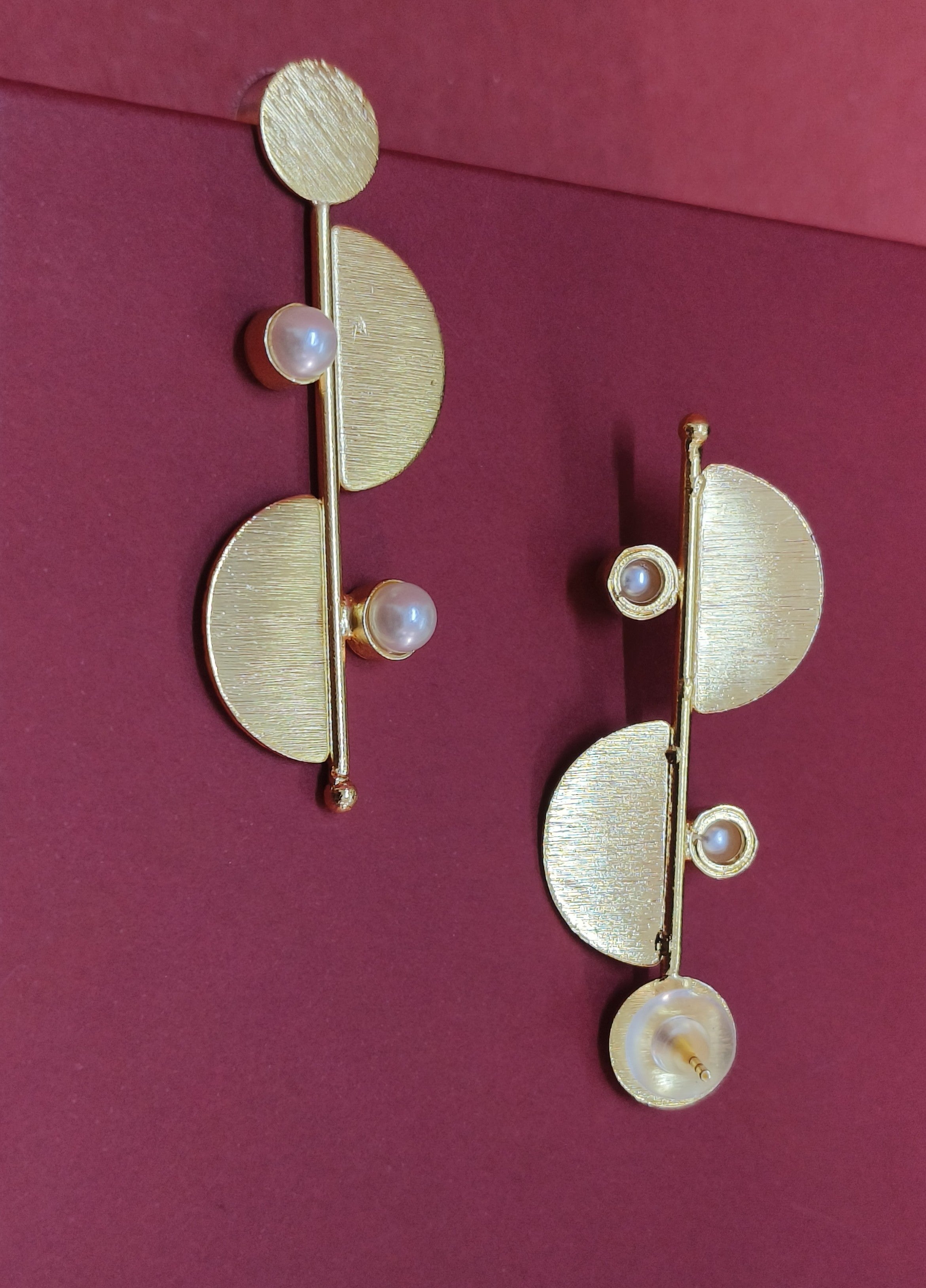 Elegant gold-tone matte finish fashion light weight earring for casual, office and party wear