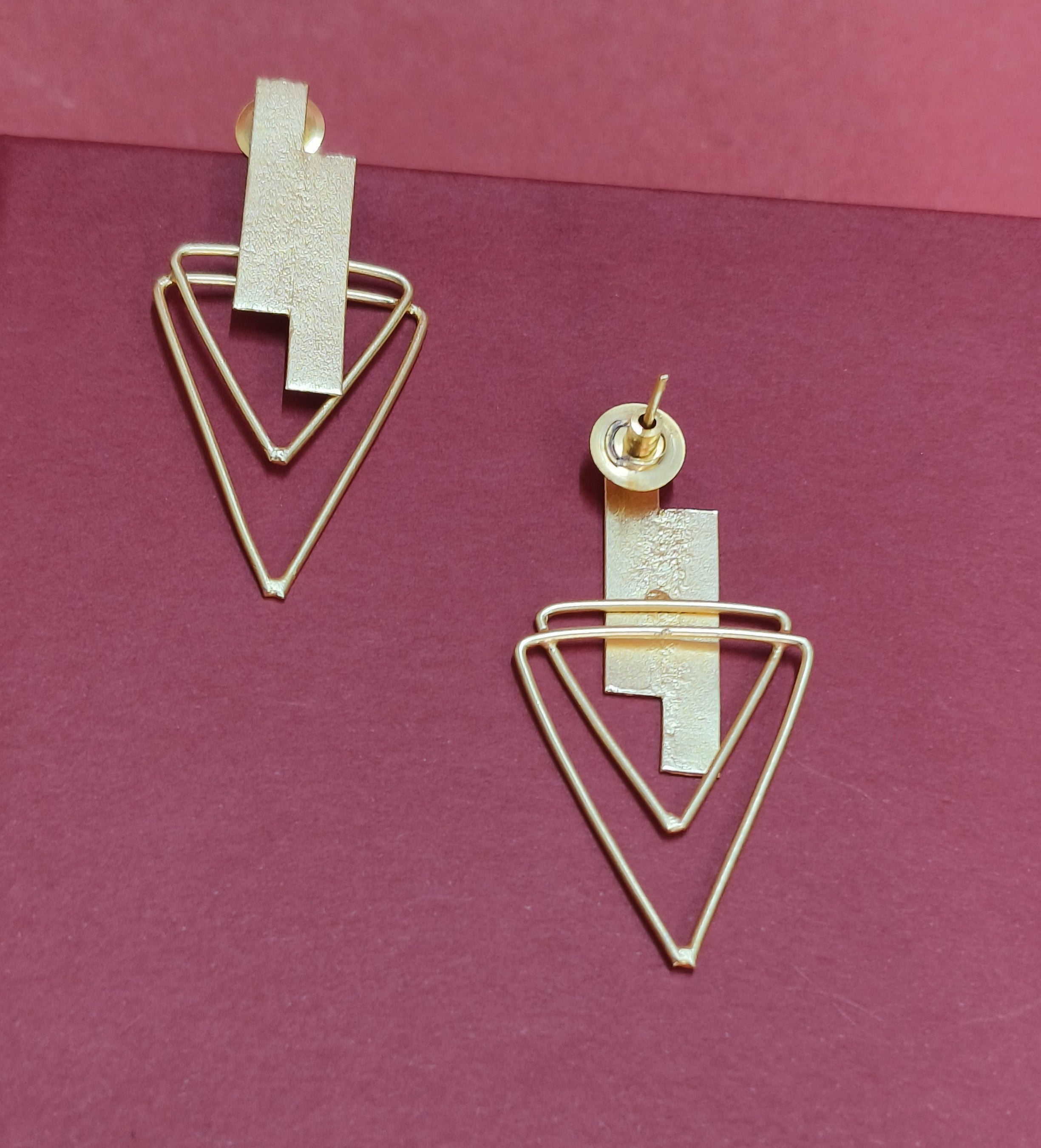 Elegant gold-tone matte finish fashion light weight earring for casual, office and party wear