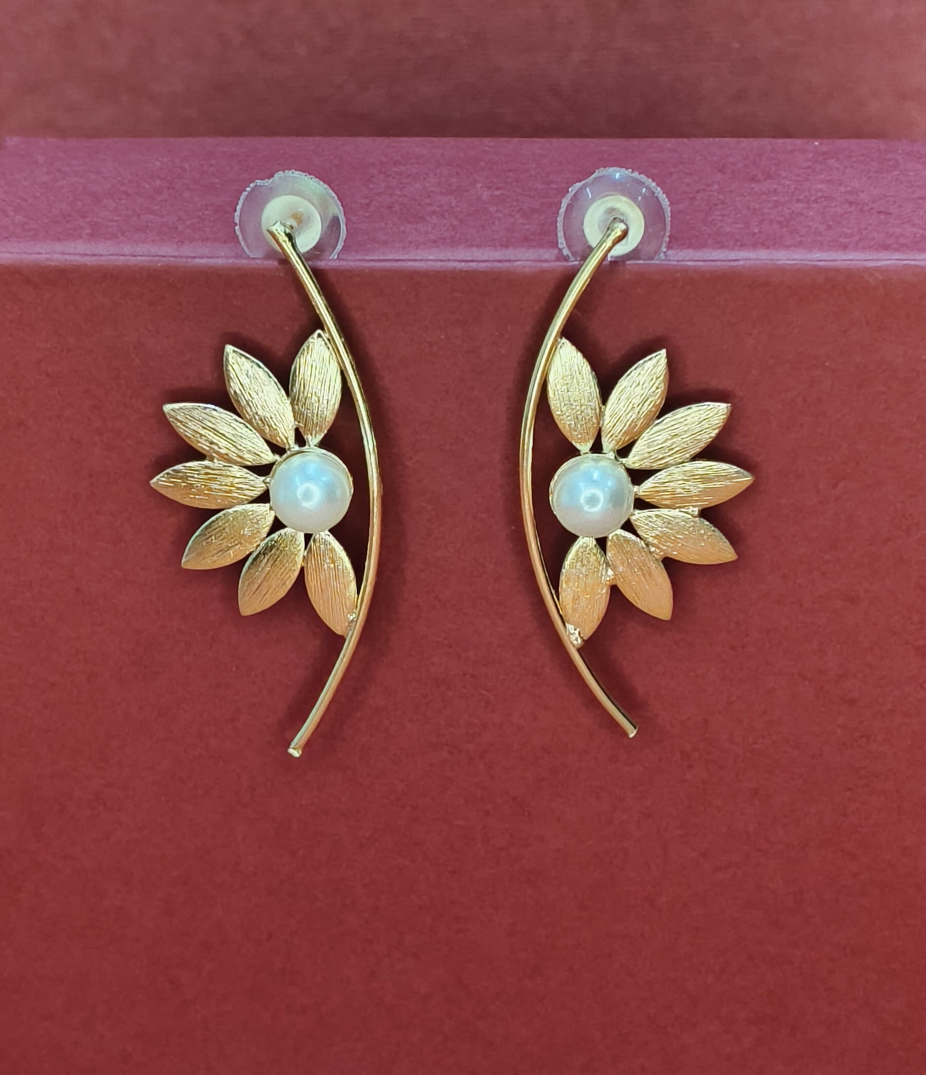 Elegant gold-tone matte finish fashion light weight earring for casual, office and party wear