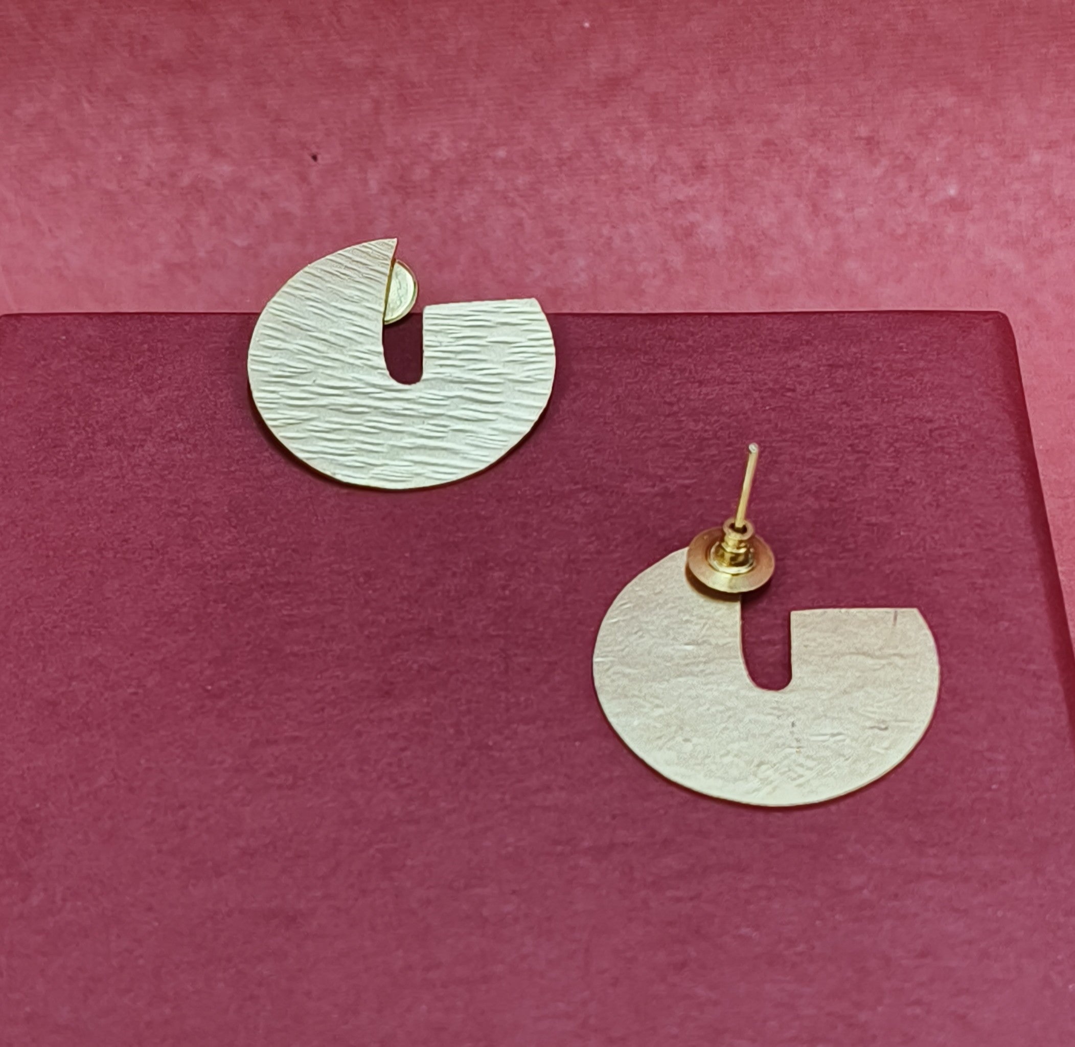 Elegant gold-tone matte finish fashion light weight earring for casual, office and party wear