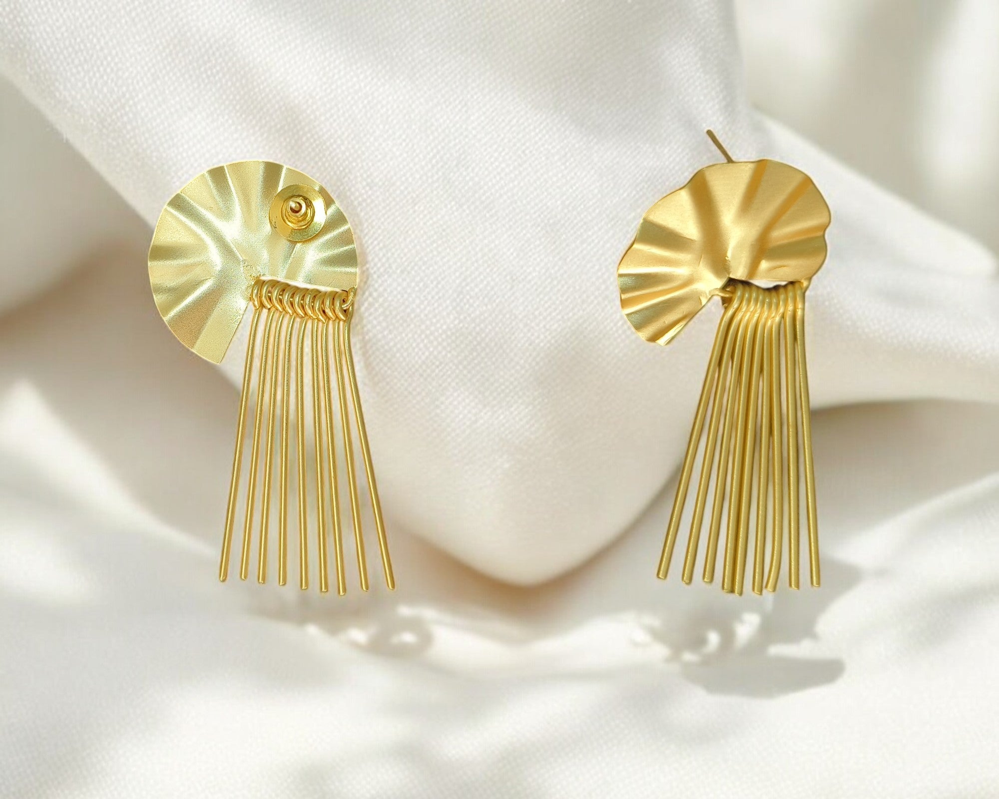 Elegant gold-tone matte finish fashion light weight earring for casual, office and party wear