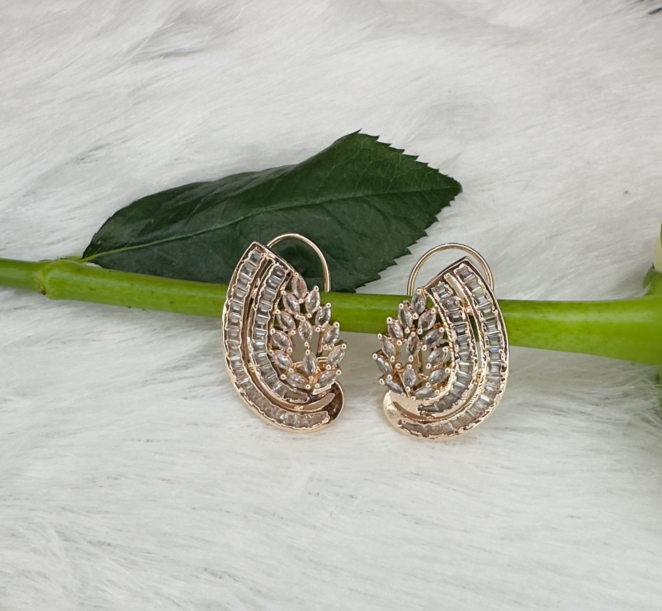 Gold-Plated Paisley Designer Earrings for Women – Elegant Cubic Zirconia & Pearl Detailing – Traditional Indian Wedding & Party Jewelry