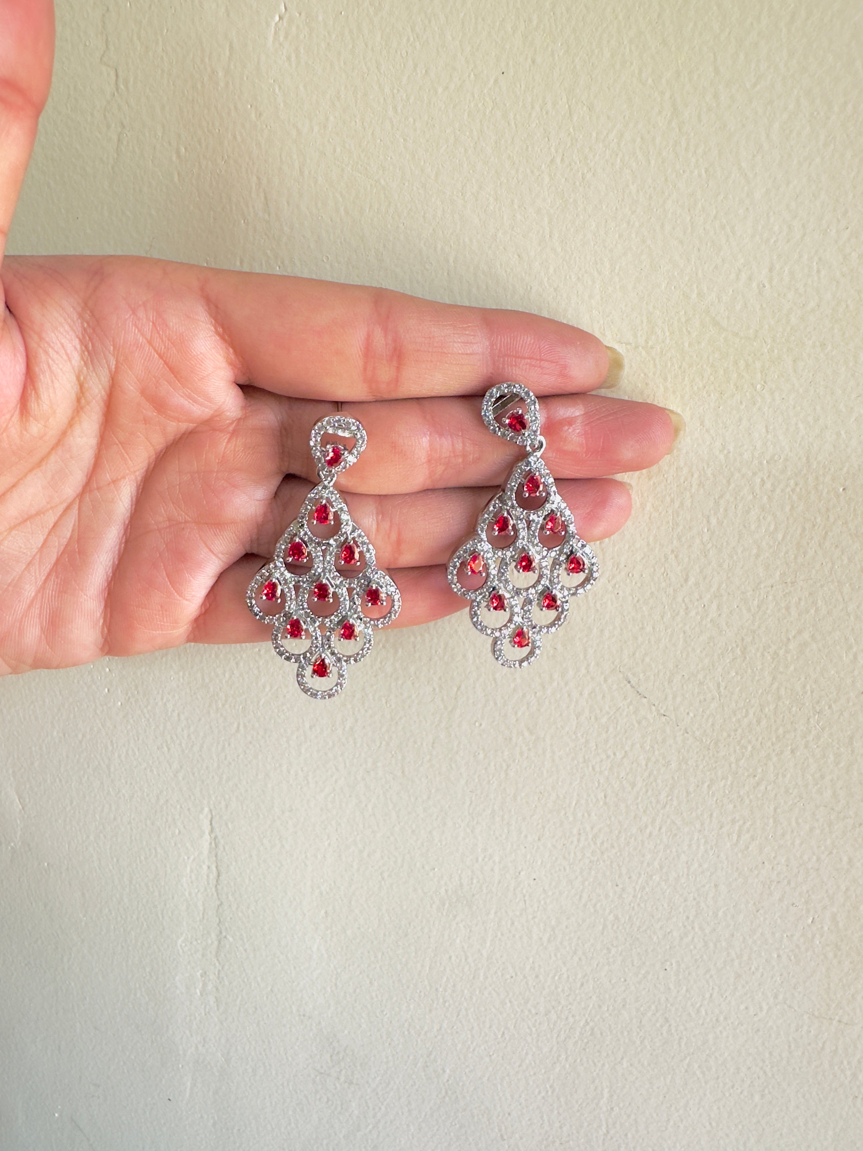 Elegant Red Teardrop Chandelier Earrings – Silver-Tone Statement Dangle Earrings with Sparkling Stones – Luxury Jewelry for Women